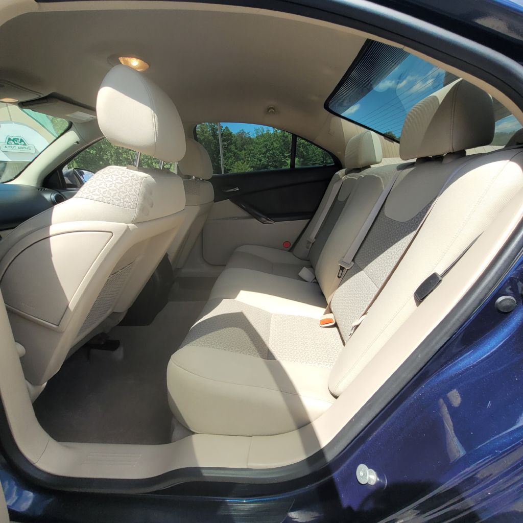 Photo 8 of this PONTIAC G6
