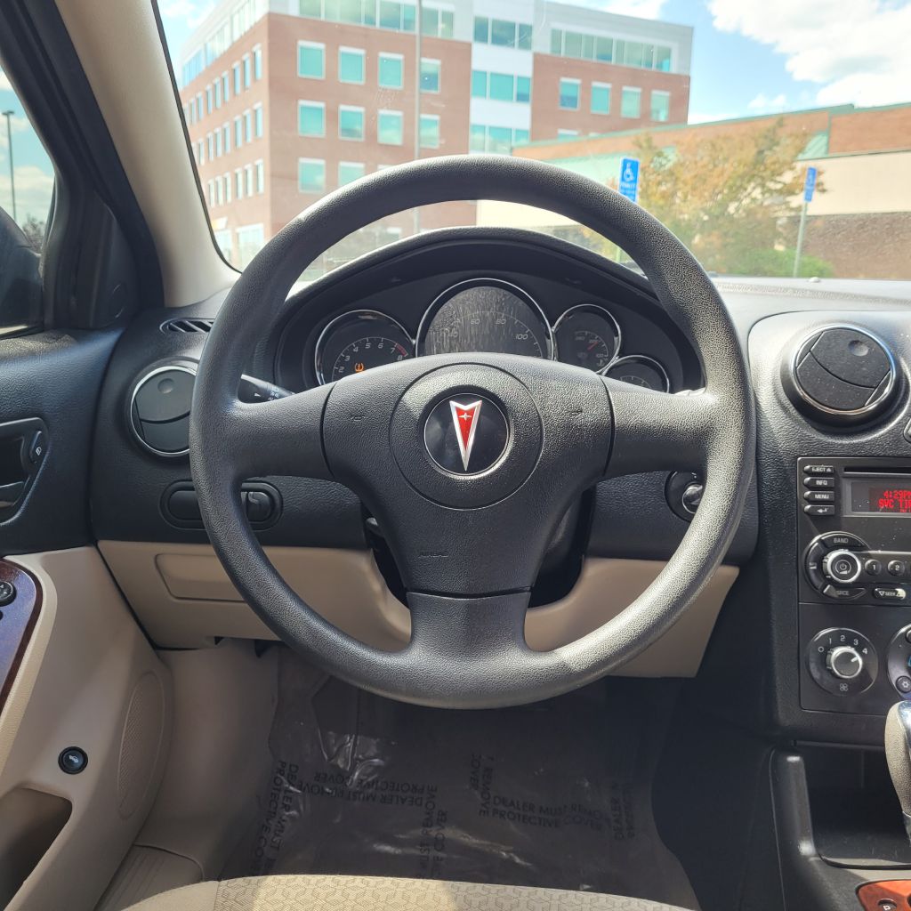 Photo 15 of this PONTIAC G6
