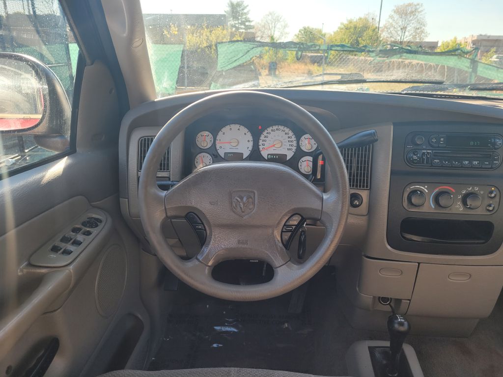 Photo 11 of this DODGE RAM 1500