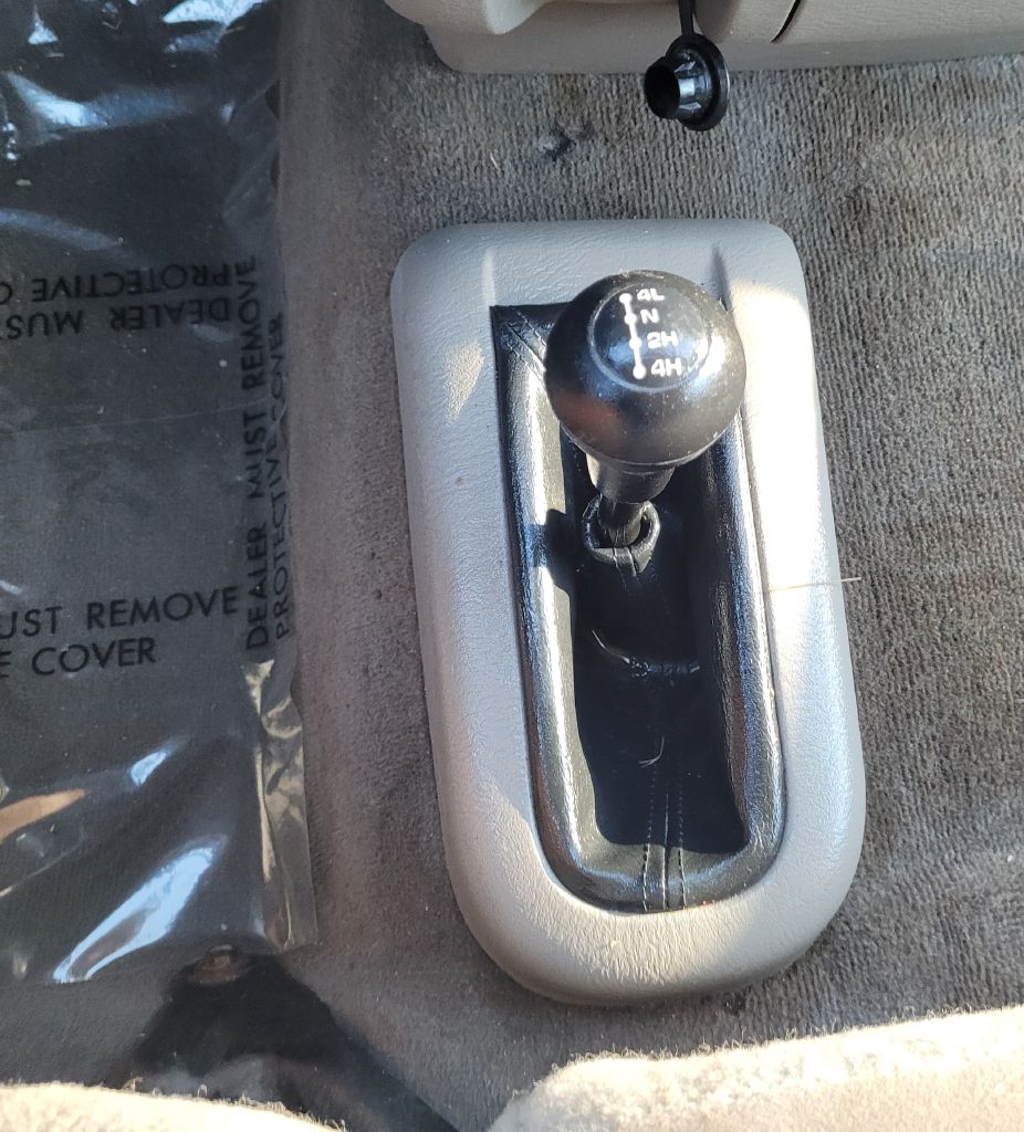 Photo 18 of this DODGE RAM 1500