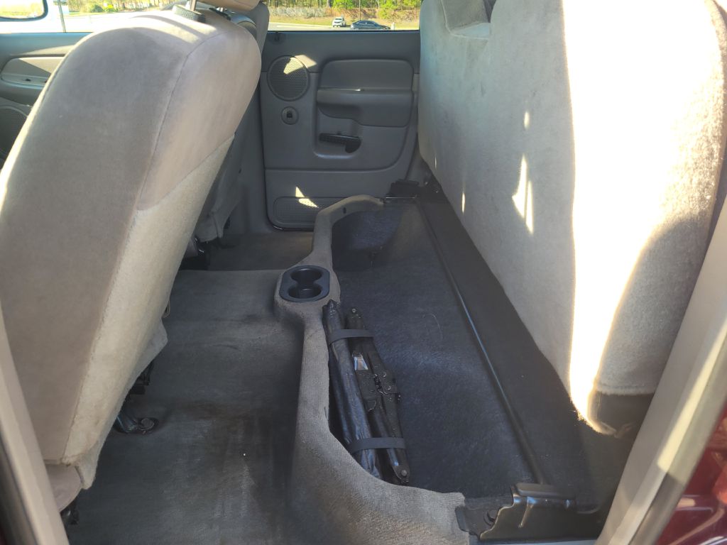 Photo 22 of this DODGE RAM 1500