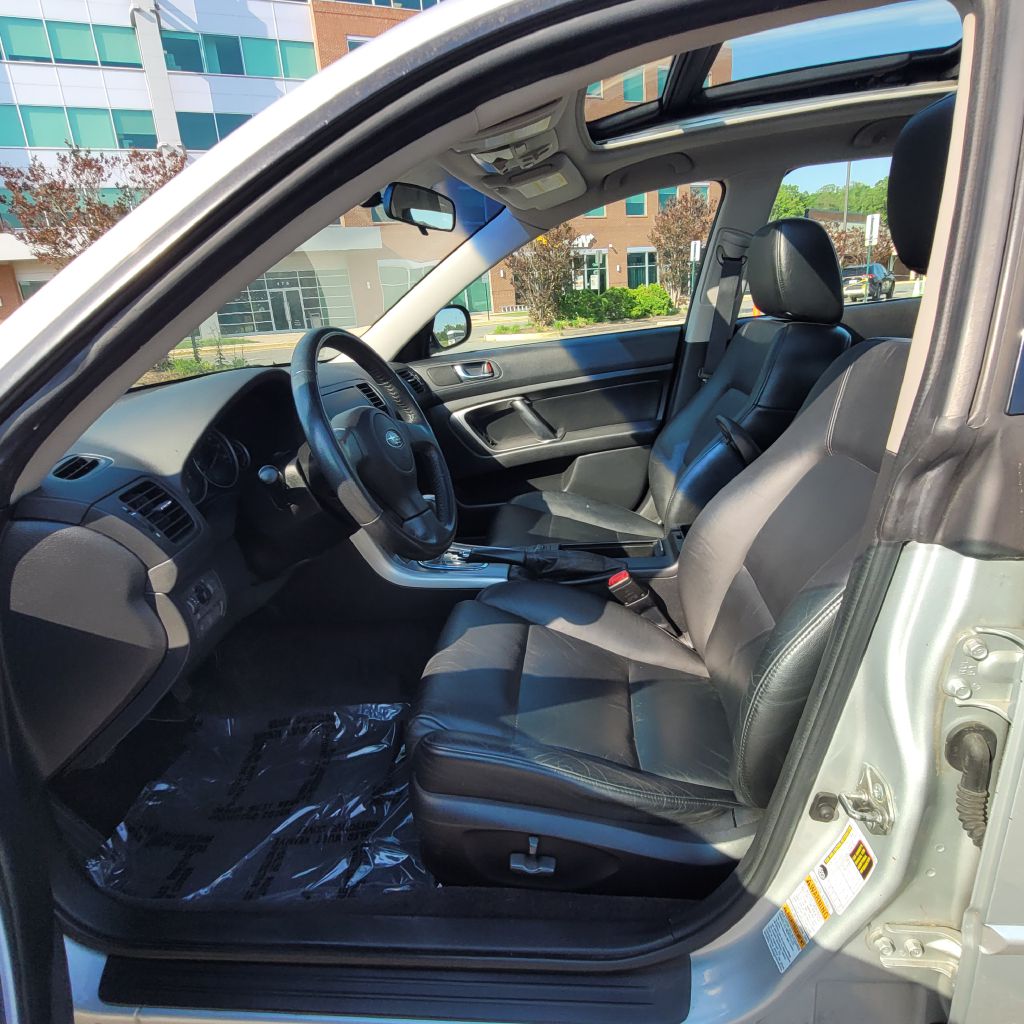 Photo 8 of this SUBARU LEGACY