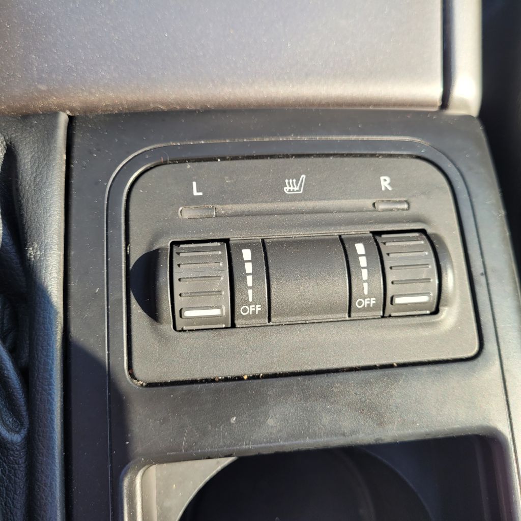 Photo 12 of this SUBARU LEGACY