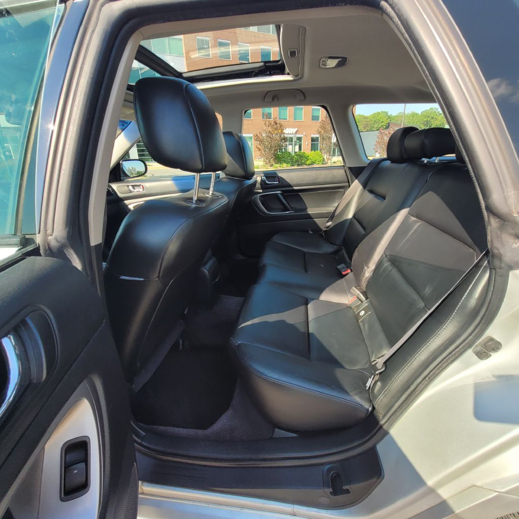 Photo 16 of this SUBARU LEGACY