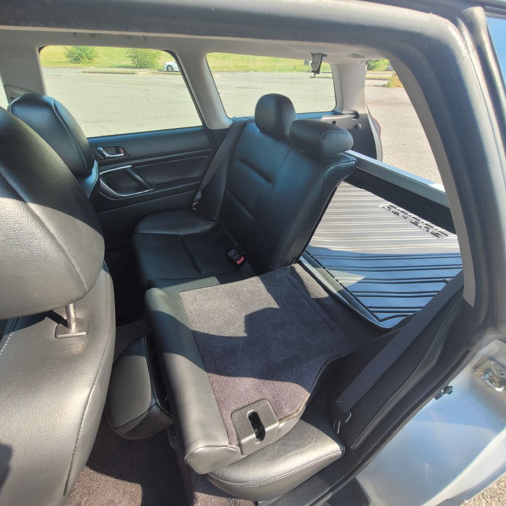 Photo 22 of this SUBARU LEGACY