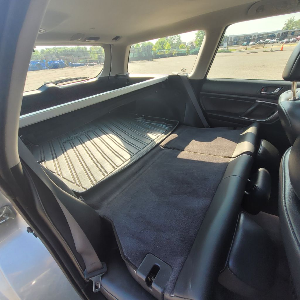 Photo 23 of this SUBARU LEGACY