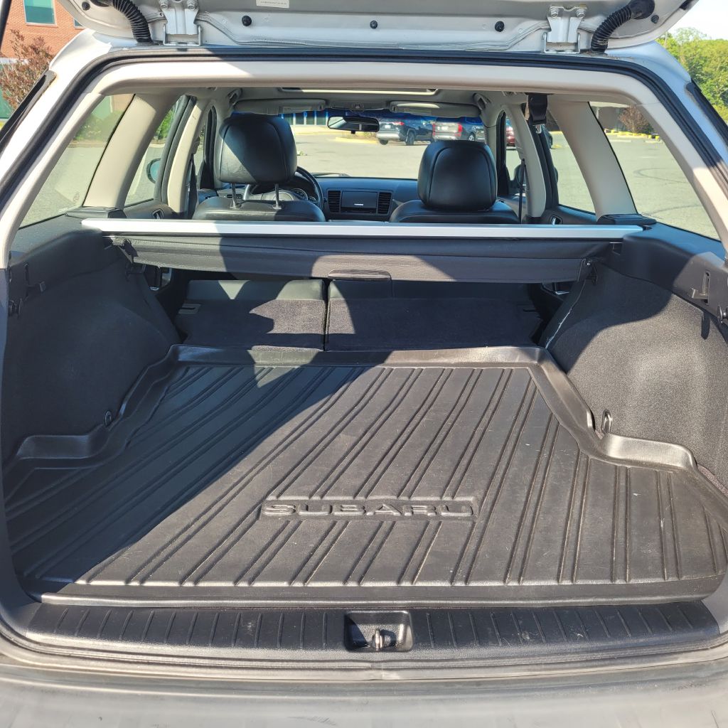 Photo 34 of this SUBARU LEGACY