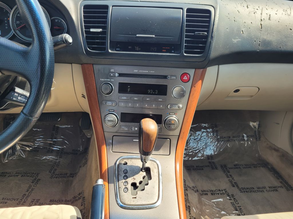 Photo 9 of this SUBARU LEGACY