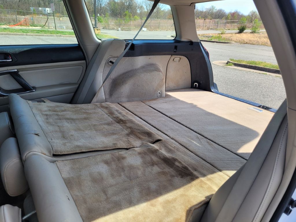 Photo 21 of this SUBARU LEGACY