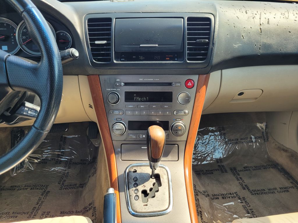 Photo 37 of this SUBARU LEGACY