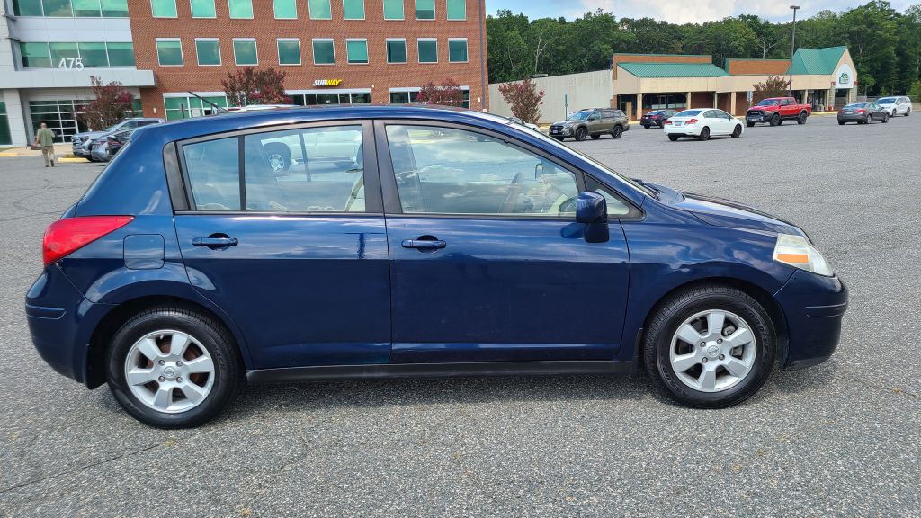 Photo 5 of this NISSAN VERSA
