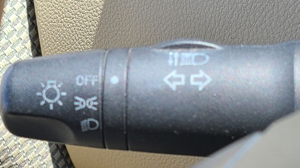 Photo 39 of this NISSAN VERSA