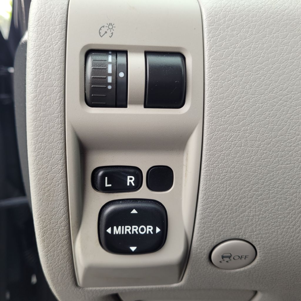 Photo 10 of this SUBARU FORESTER