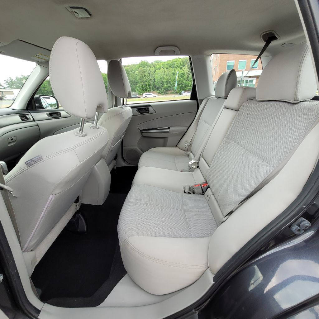 Photo 16 of this SUBARU FORESTER
