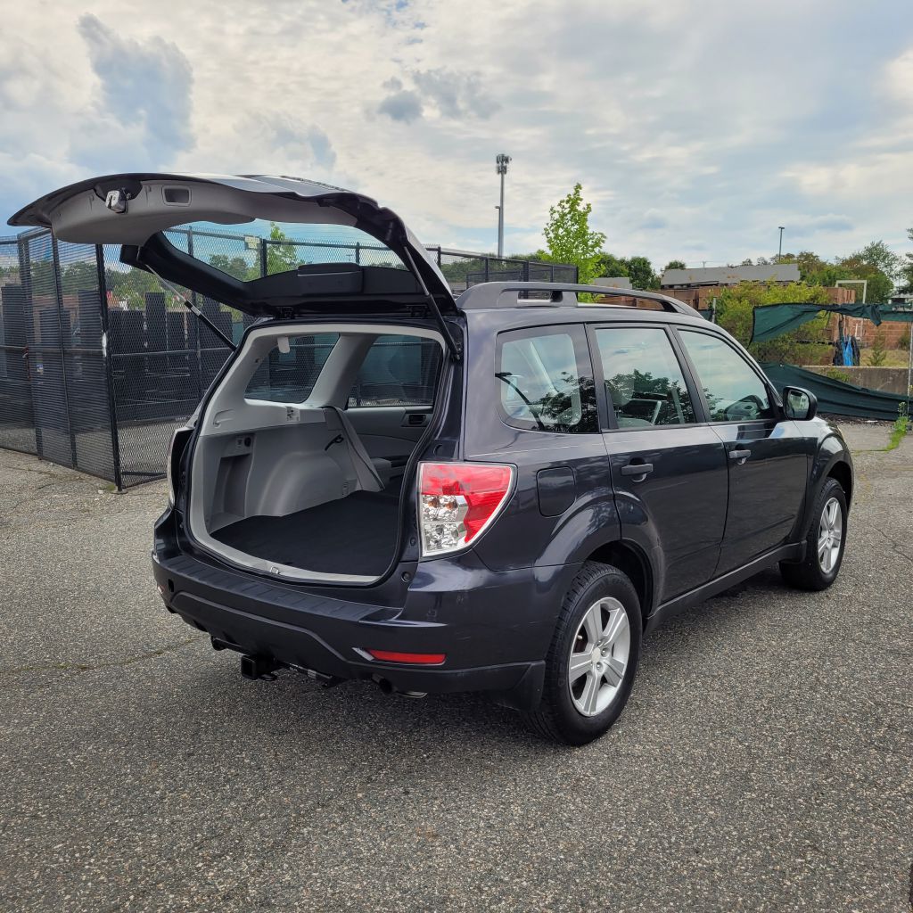 Photo 34 of this SUBARU FORESTER
