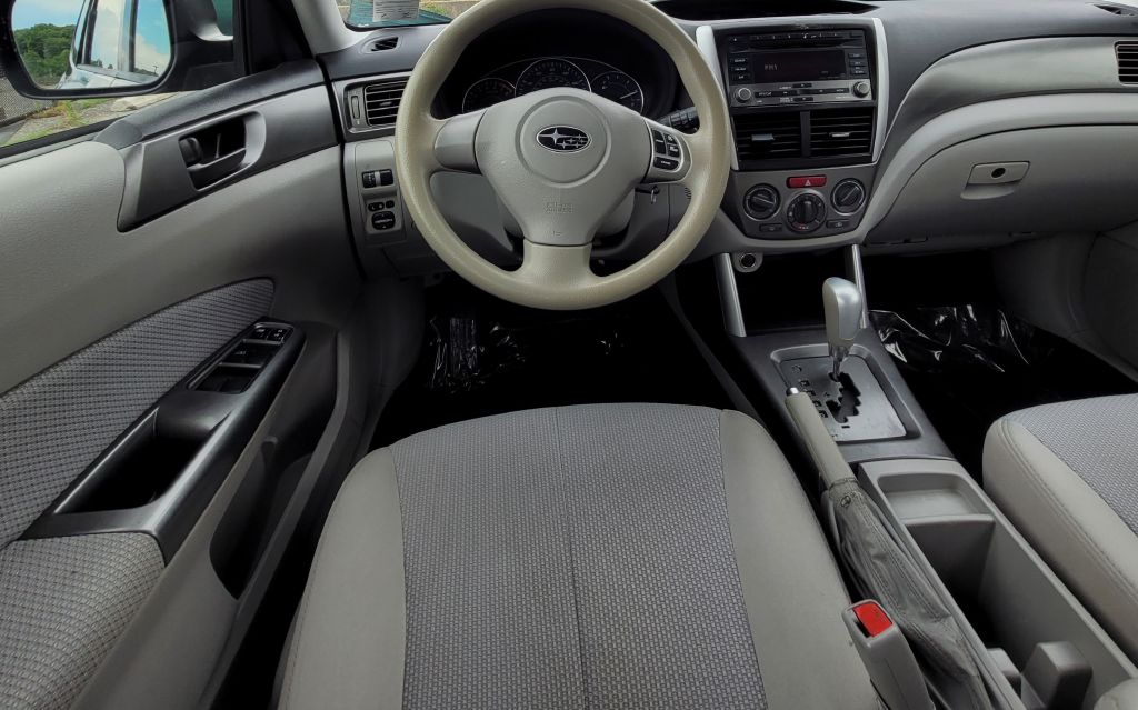 Photo 36 of this SUBARU FORESTER