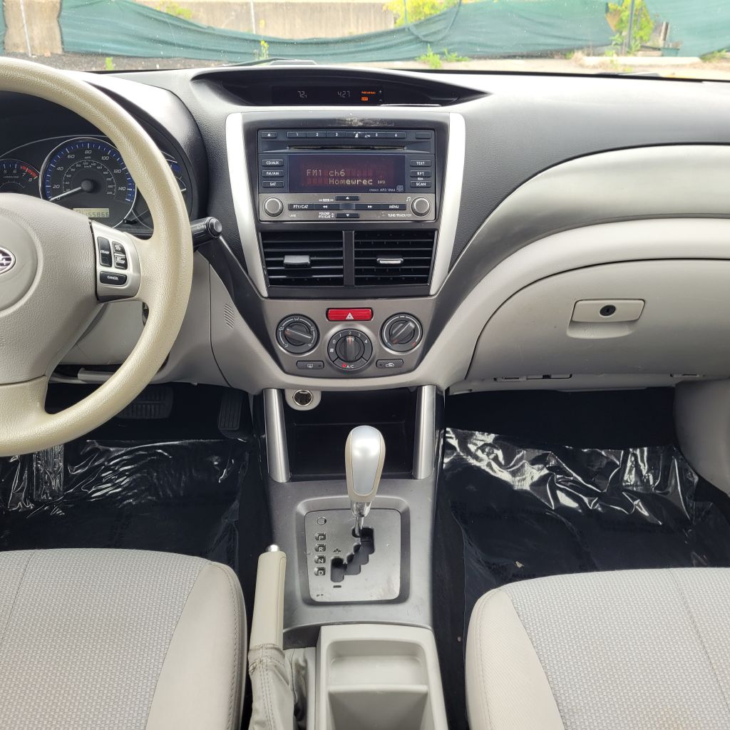 Photo 37 of this SUBARU FORESTER