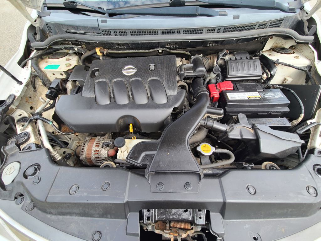 Photo 21 of this NISSAN VERSA