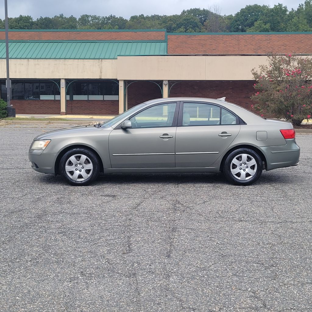 Photo 2 of this HYUNDAI SONATA