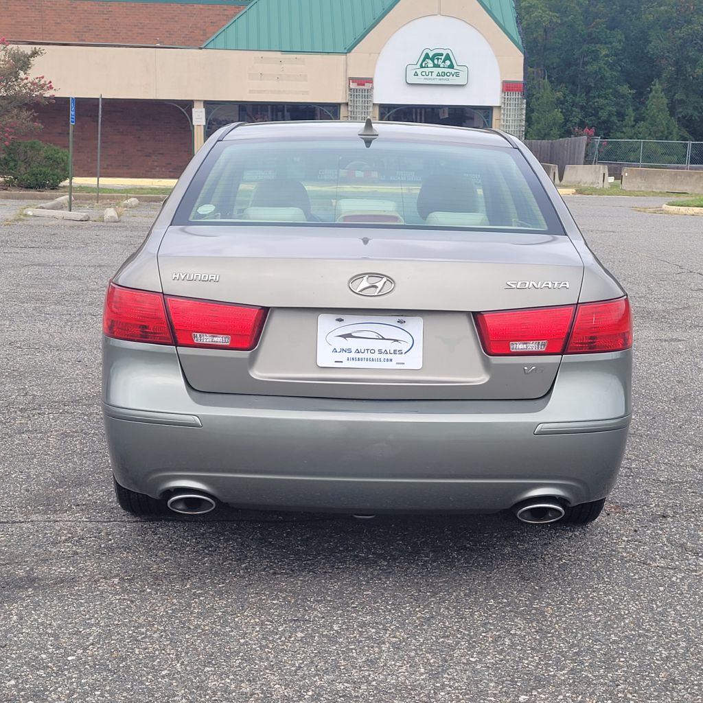 Photo 4 of this HYUNDAI SONATA