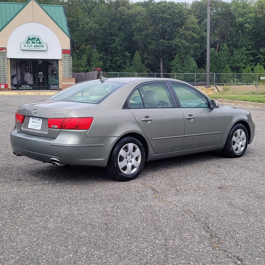 Photo 5 of this HYUNDAI SONATA