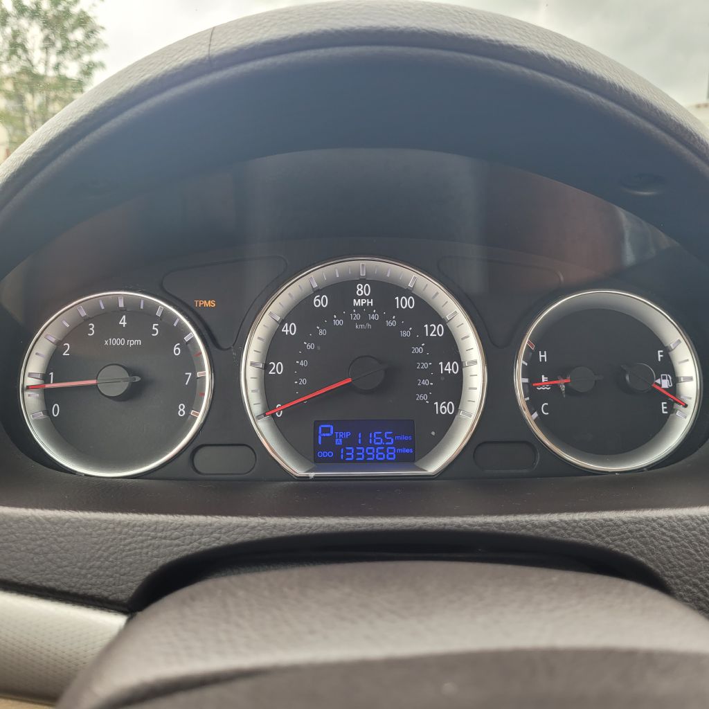 Photo 38 of this HYUNDAI SONATA