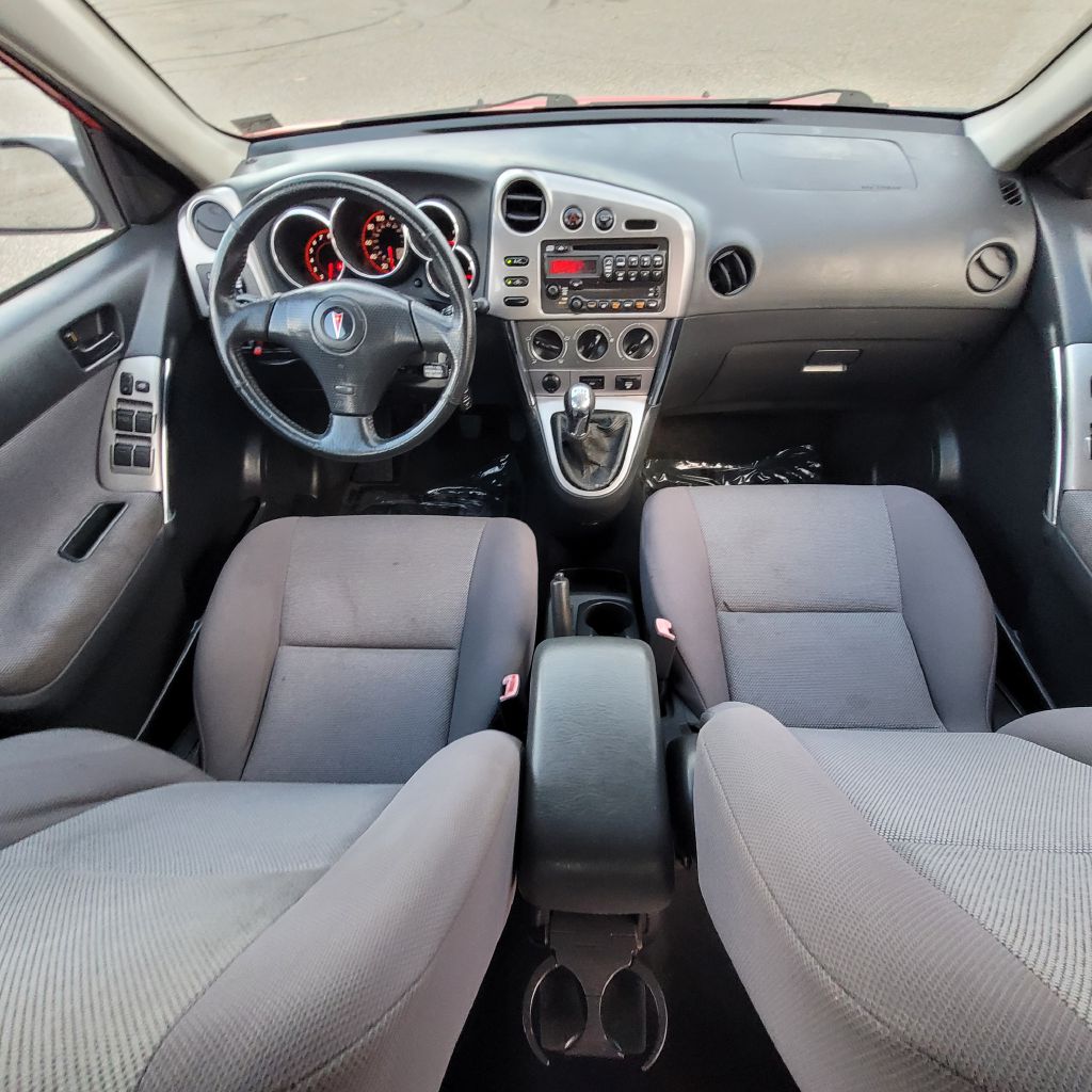 Photo 18 of this PONTIAC VIBE