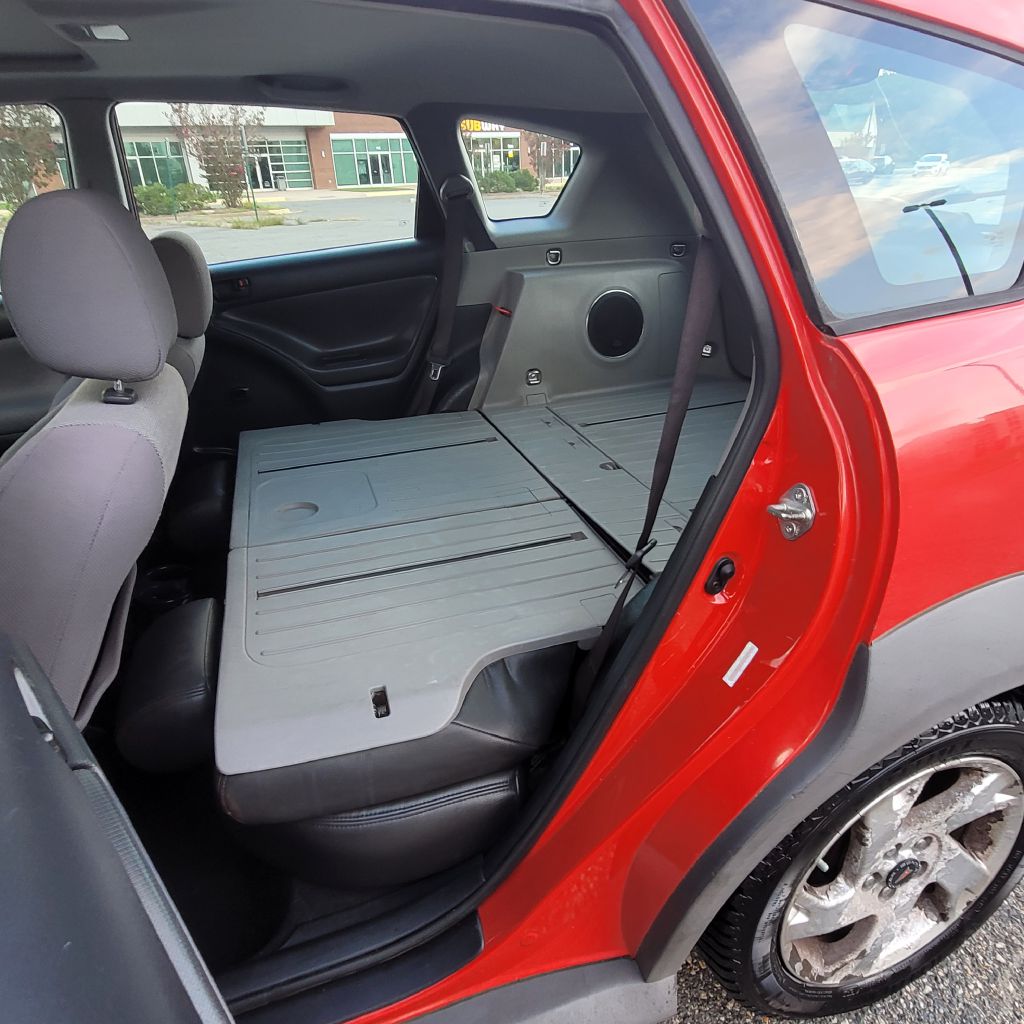 Photo 28 of this PONTIAC VIBE