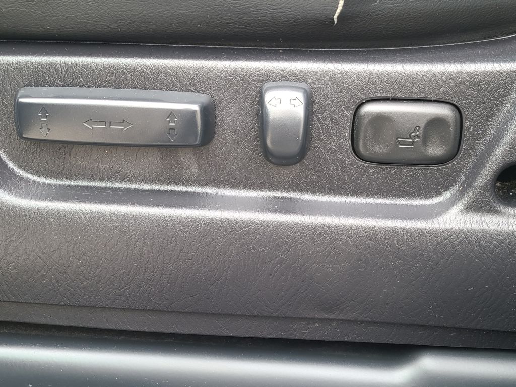 Photo 16 of this ACURA MDX