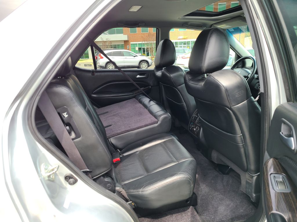 Photo 31 of this ACURA MDX