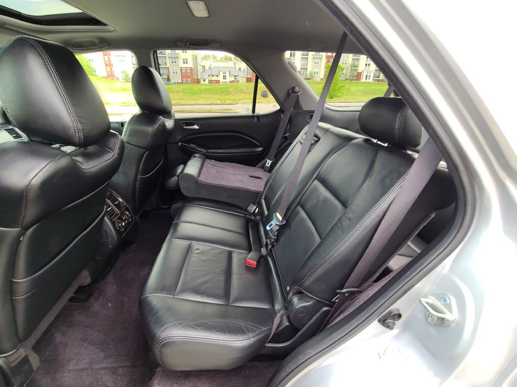 Photo 34 of this ACURA MDX