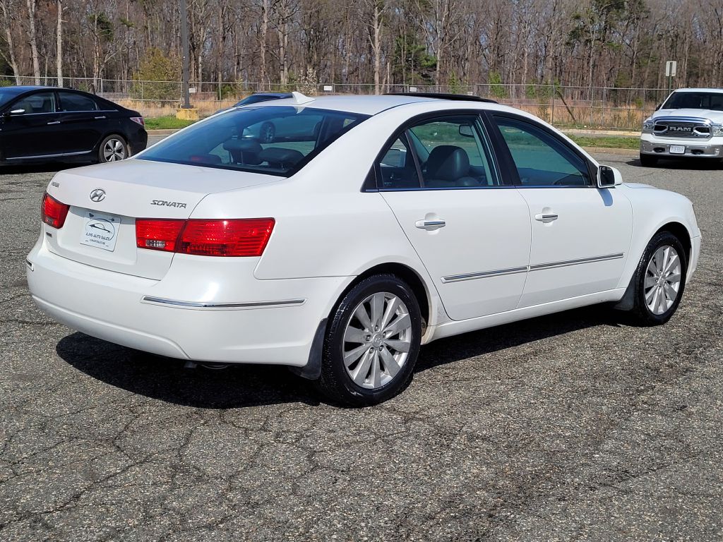 Photo 4 of this HYUNDAI SONATA