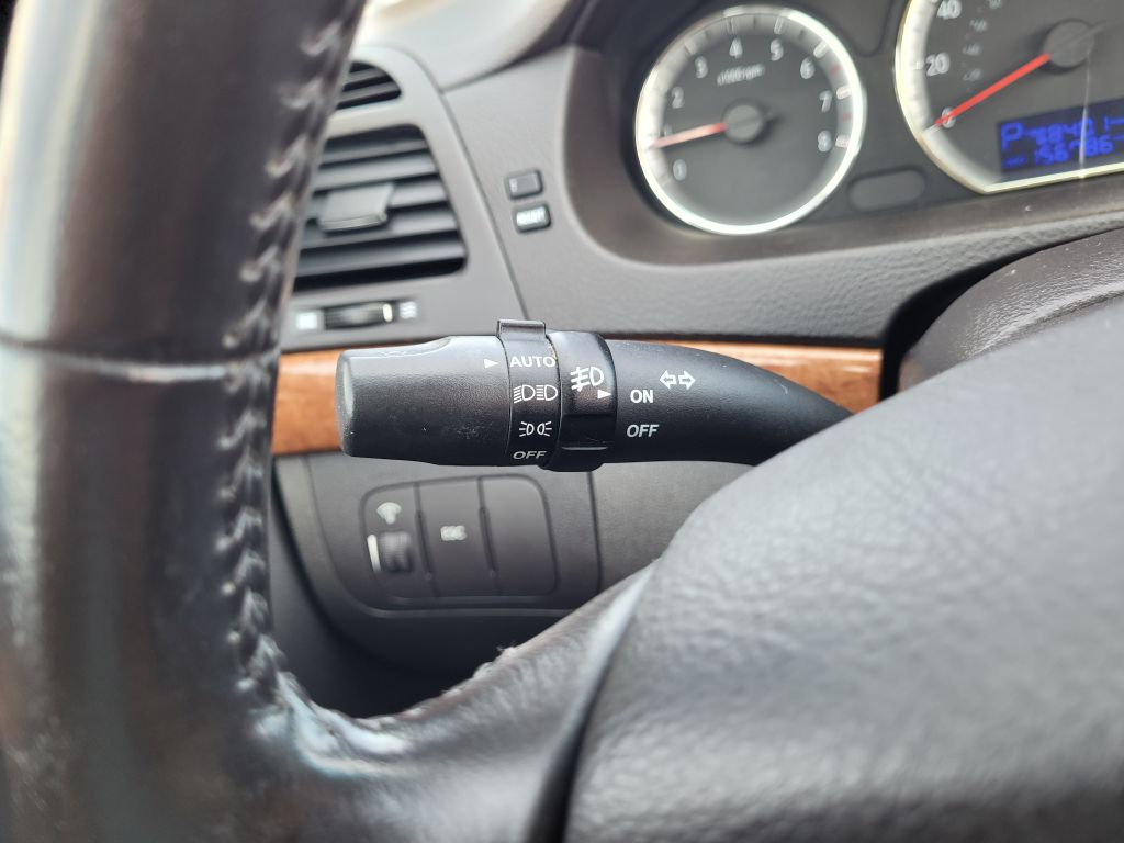 Photo 22 of this HYUNDAI SONATA