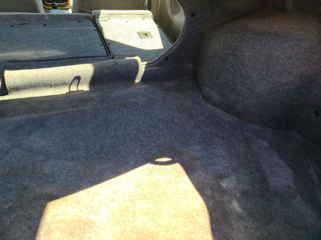 Photo 37 of this SATURN LS1