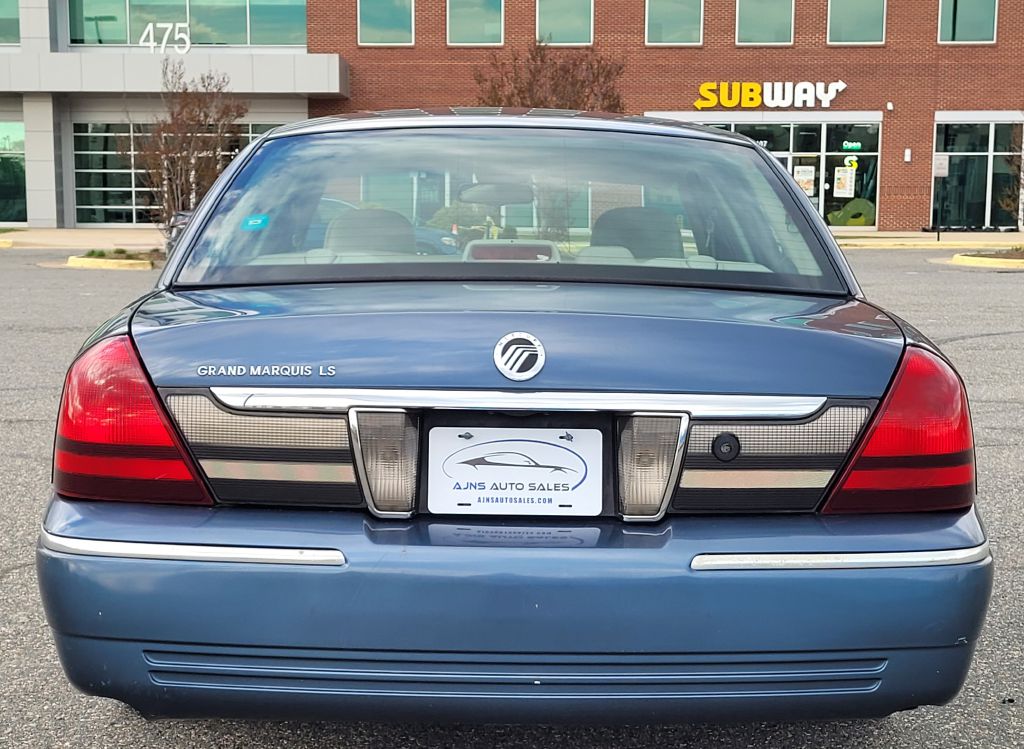 Photo 3 of this MERCURY GRAND MARQUIS
