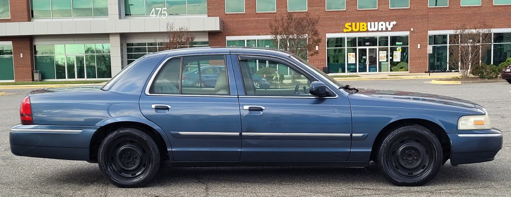 Photo 5 of this MERCURY GRAND MARQUIS