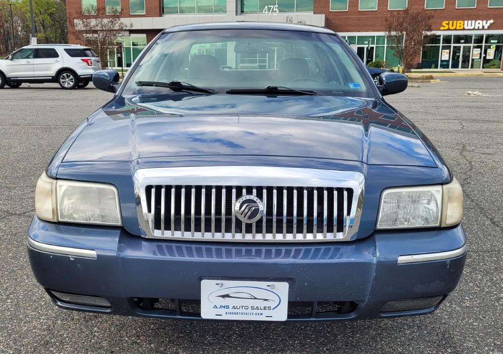 Photo 6 of this MERCURY GRAND MARQUIS
