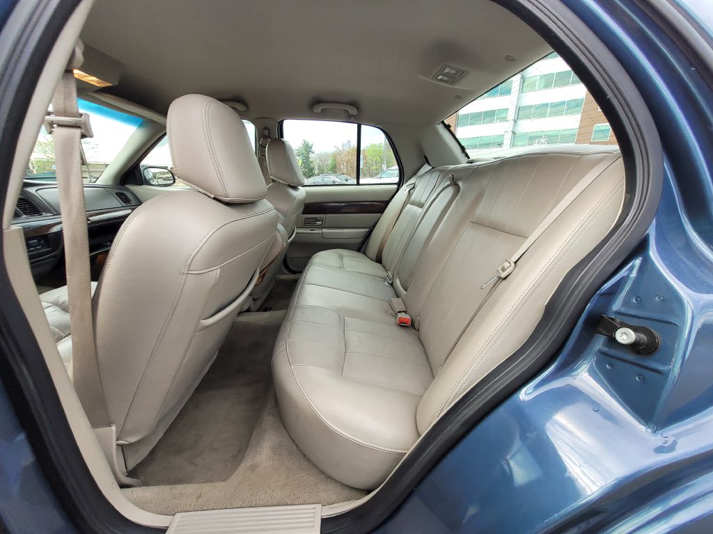 Photo 18 of this MERCURY GRAND MARQUIS