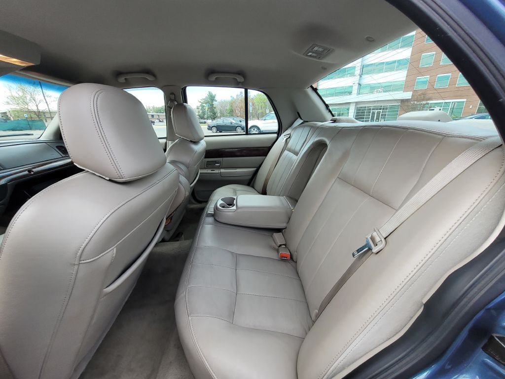 Photo 21 of this MERCURY GRAND MARQUIS