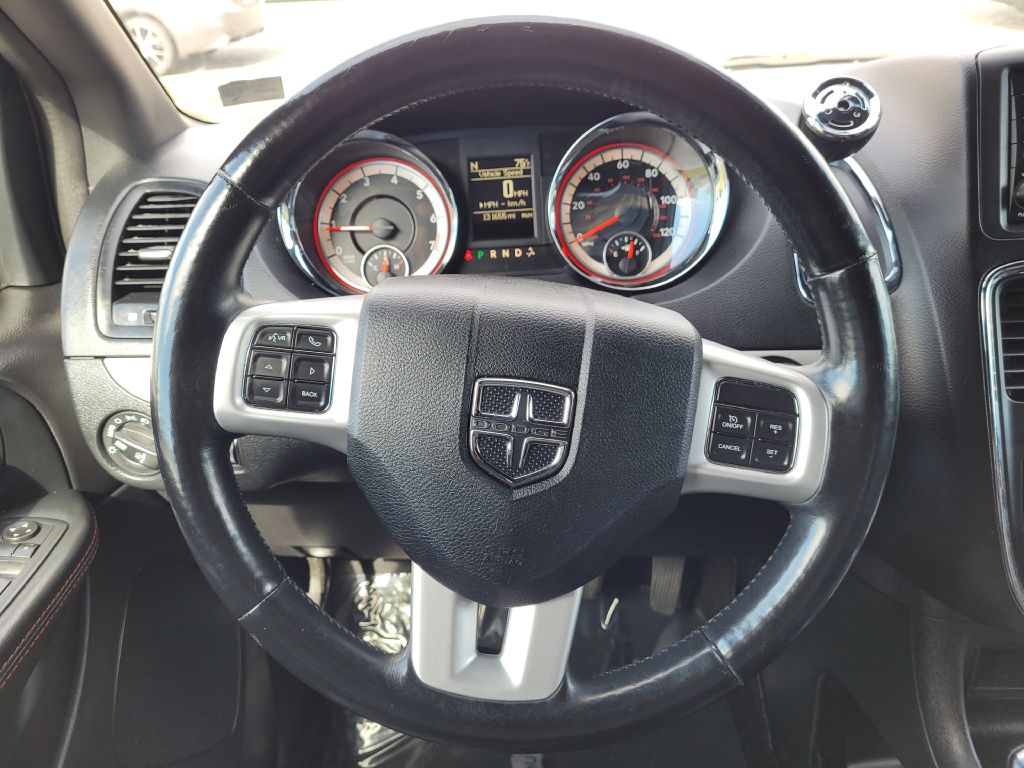 Photo 13 of this DODGE GRAND CARAVAN