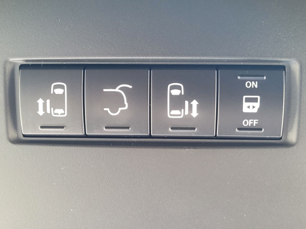 Photo 14 of this DODGE GRAND CARAVAN
