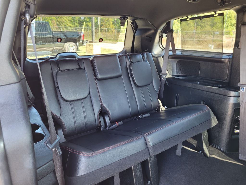 Photo 23 of this DODGE GRAND CARAVAN