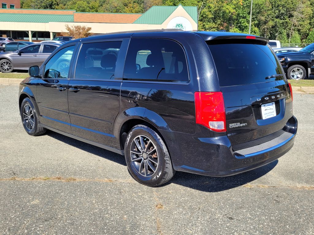 Photo 32 of this DODGE GRAND CARAVAN
