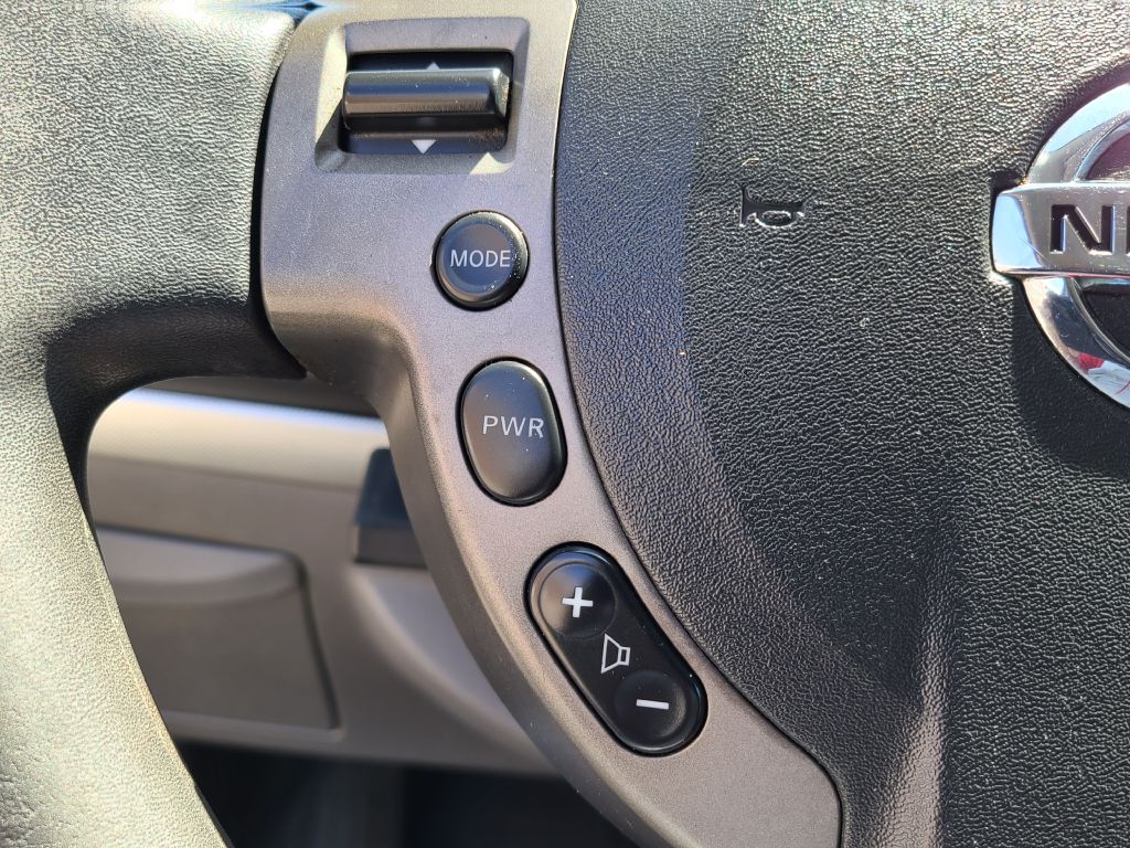 Photo 9 of this NISSAN SENTRA