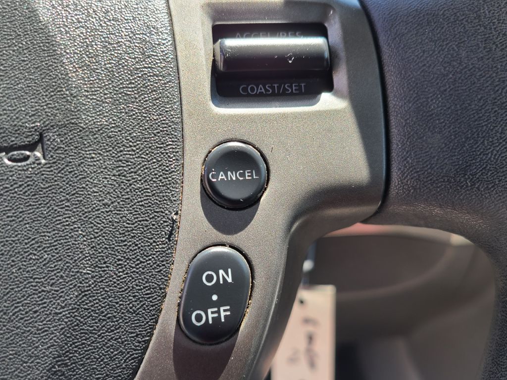 Photo 13 of this NISSAN SENTRA