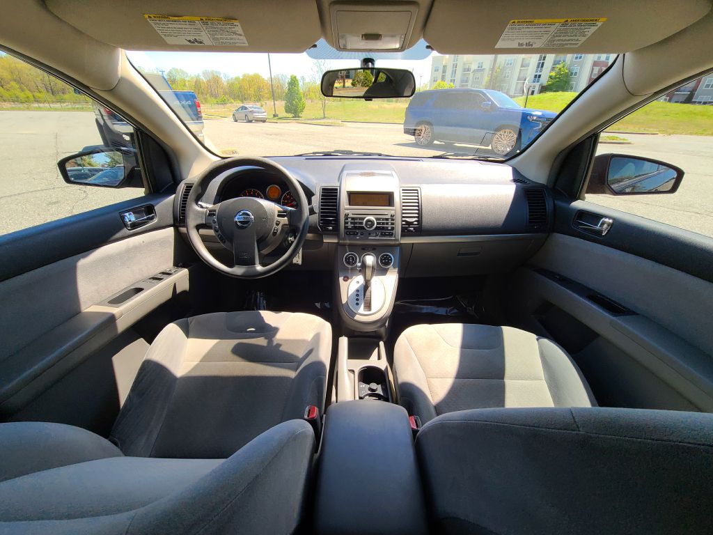 Photo 31 of this NISSAN SENTRA
