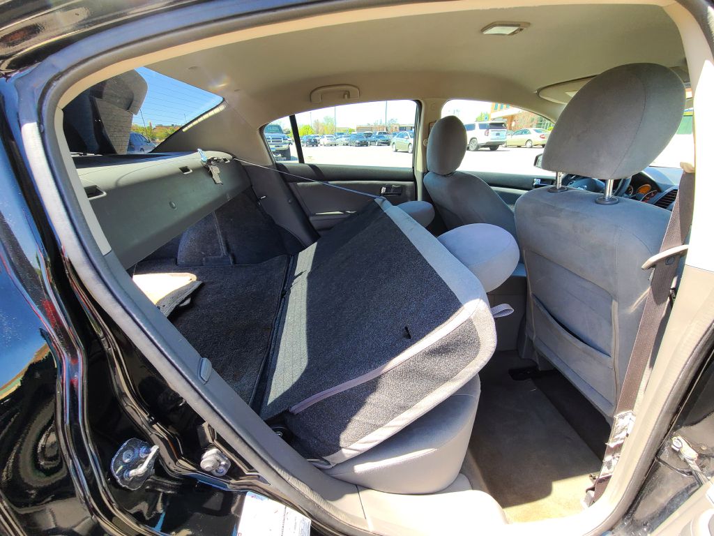 Photo 37 of this NISSAN SENTRA