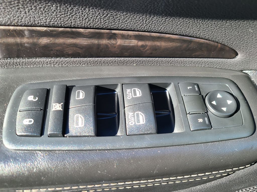 Photo 16 of this DODGE DURANGO
