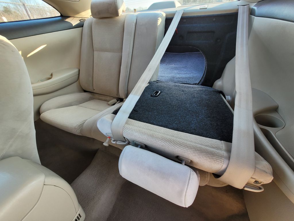 Photo 22 of this TOYOTA CAMRY SOLARA