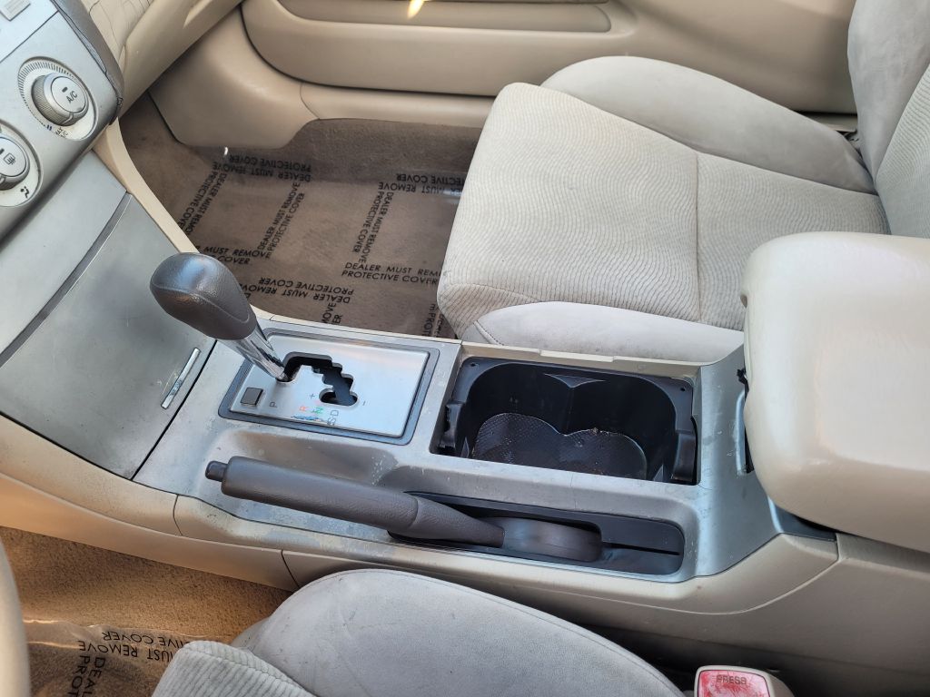 Photo 38 of this TOYOTA CAMRY SOLARA